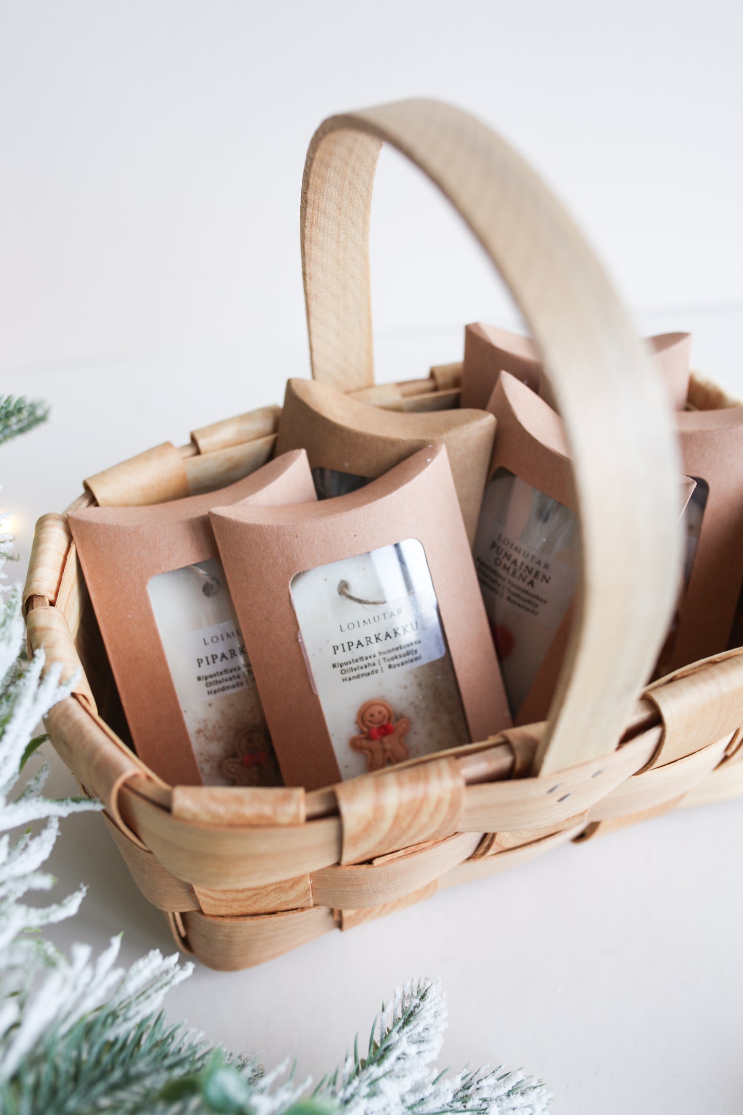 Huonetuoksu piparkakku