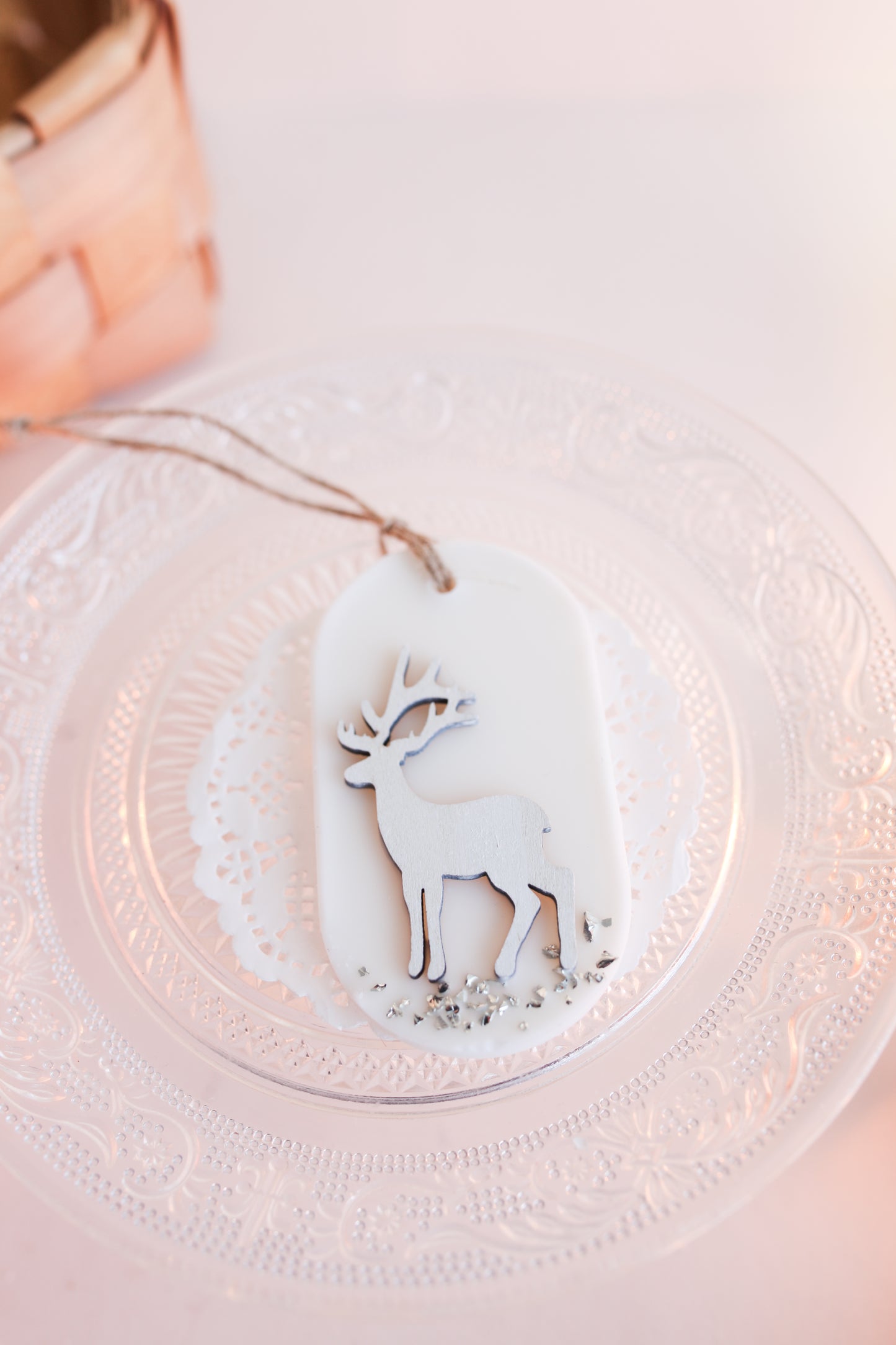 Huonetuoksu pakkasaamu