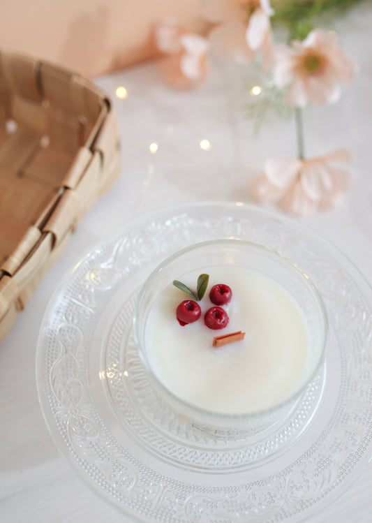 Puusydänkynttilä Karpalopannacotta