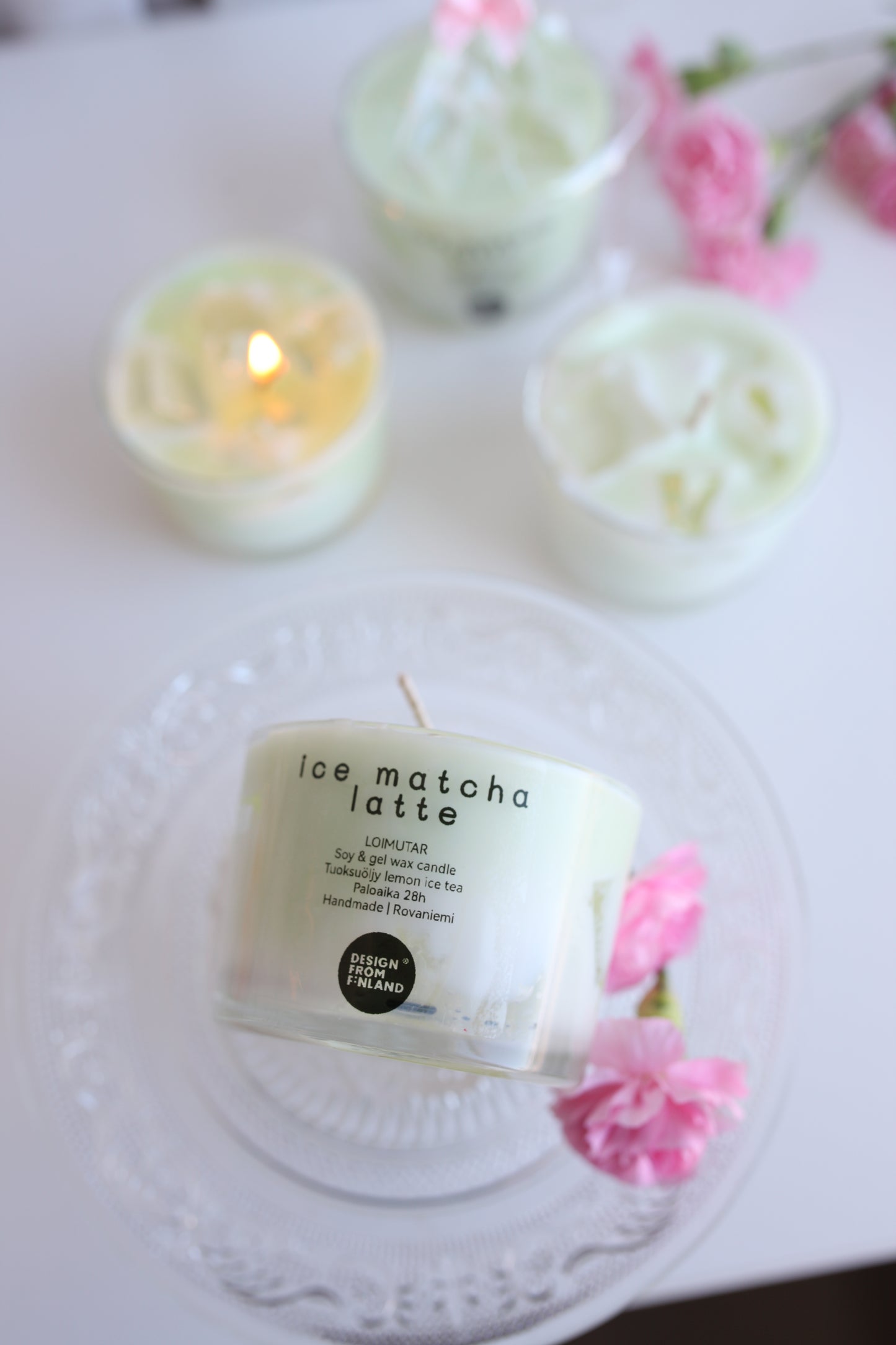 Ice matcha latte