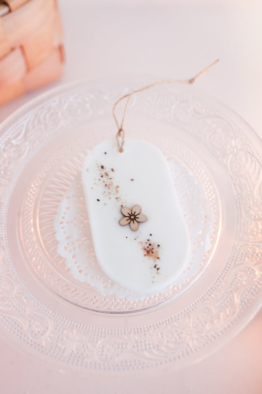 Huonetuoksu merituuli