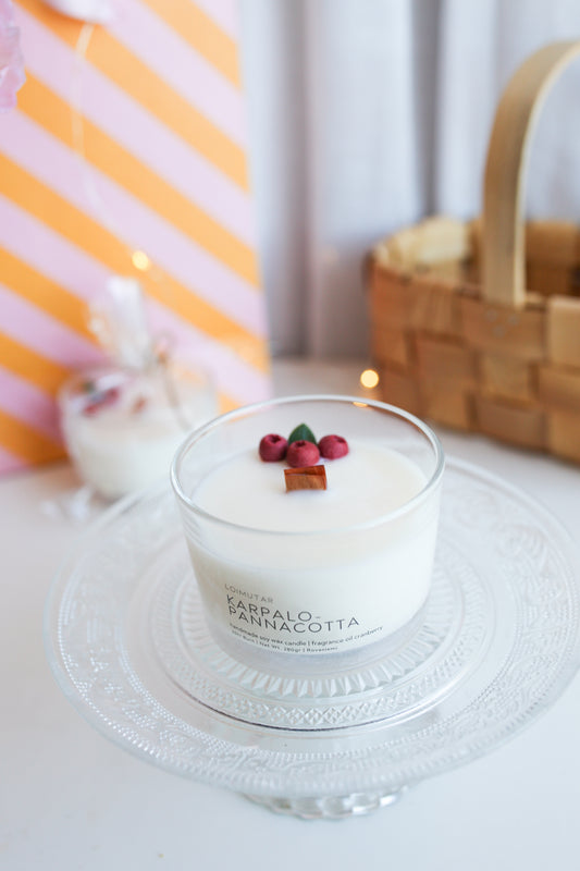 Puusydänkynttilä Karpalopannacotta